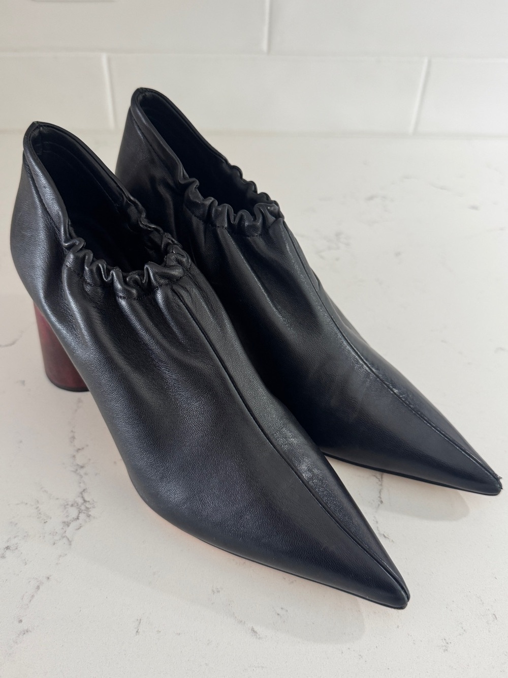 Helmut Lang Black Leather Pointed Toe Ruched Heels Pumps 36.5